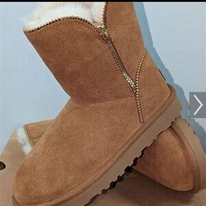 Ugg Florence women’s shearling lined boots